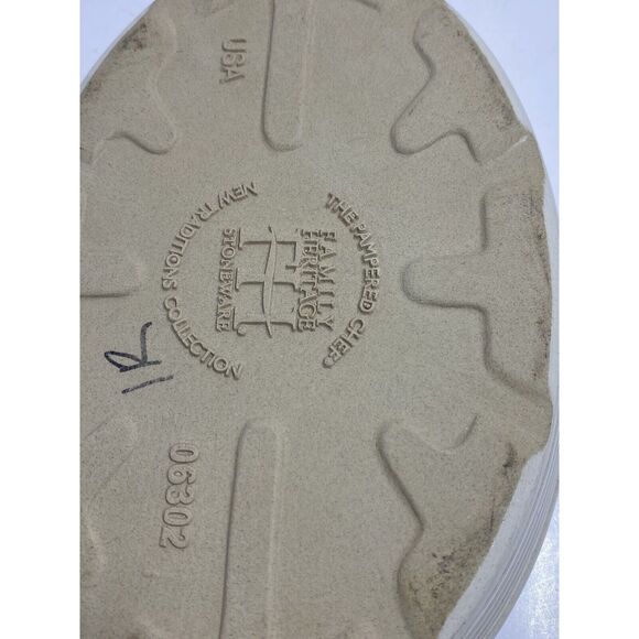 Pampered Chef Family Heritage Stoneware Mini Oval Baker Vanilla Glazed No Box - Picture 4 of 8